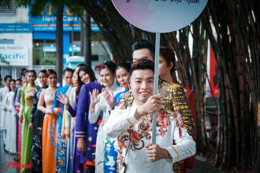 “Tôi yêu áo dài Việt Nam”: Truyền cảm hứng về nét đẹp văn hóa Việt