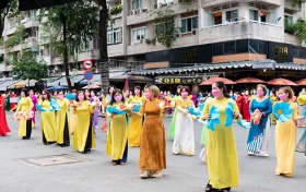 Quận 5 - Các hoạt động hưởng ứng Lễ hội Áo dài Thành phố Hồ Chí Minh lần thứ 8 năm 2022 - ảnh 12