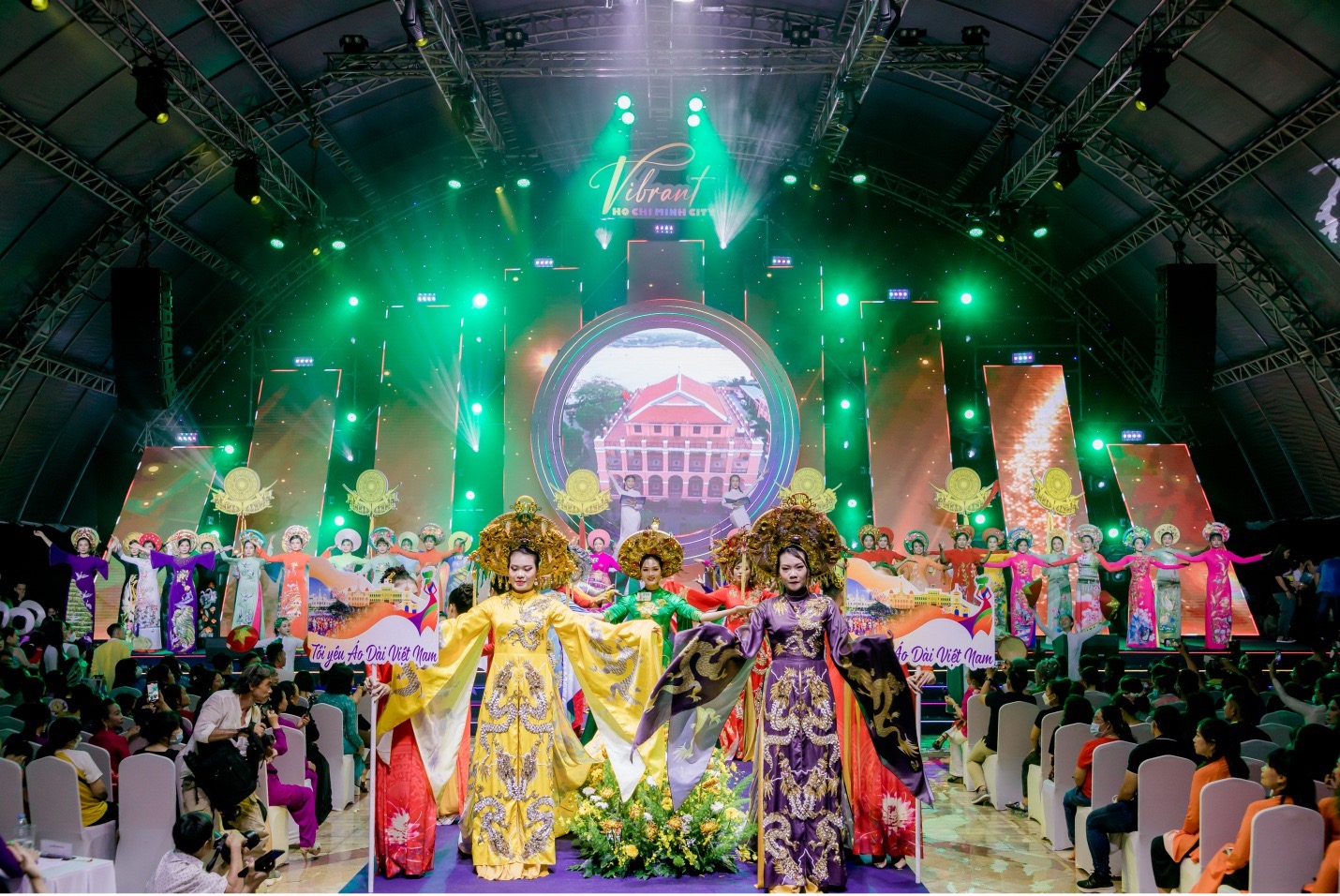 Tổng kết Lễ hội Áo dài Thành phố Hồ Chí Minh lần thứ 8 năm 2022 - ảnh 2